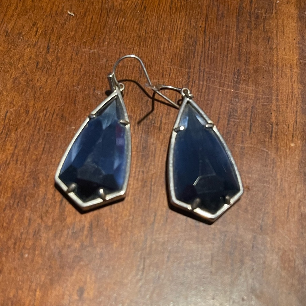 Kendra Scott Carly earrings